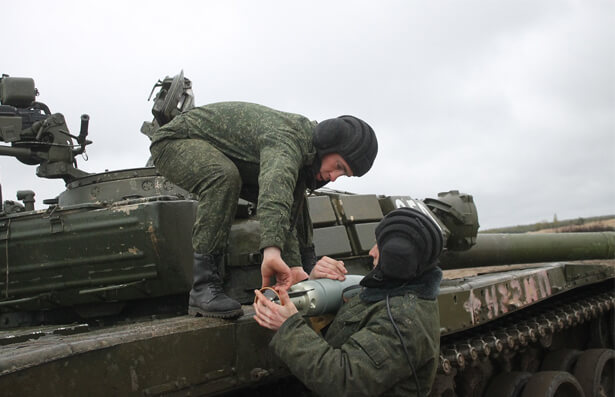 BELARUS' ARMED FORCES UNDER COMPREHENSIVE REVIEW
