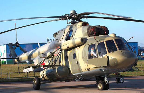 THE BELARUSIAN ARMY PRACTICED MI-8 HELICOPTER-LIFT LANDING CLOSE TO HIGHWAY STRIP