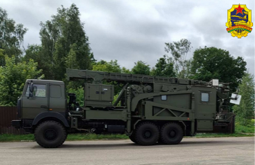 Госкомвоенпром укрепляет связь: в войска передана очередная Р-414МБРП «Сосна»
